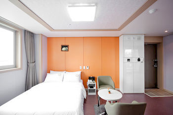 Residence Healing Hotel Daejeon Esterno foto
